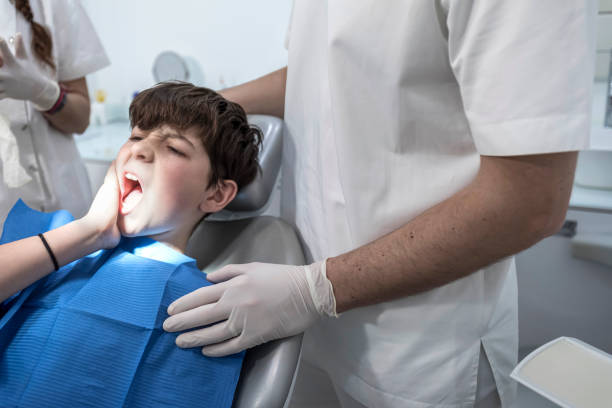 Best Emergency Tooth Extraction in North Mankato, MN